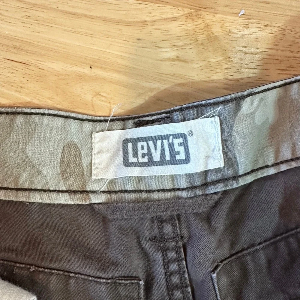Levi's Squad Cargo Dark Brown Shorts workwear casual Relaxed Work Mens 32 Y2K